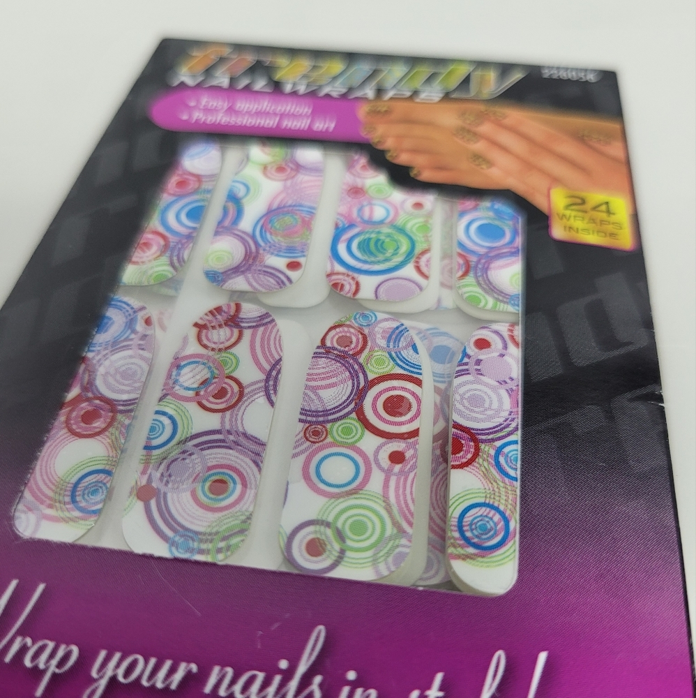 Trendy Nail Wraps 24 Count Colorful Circles Design/Pattern